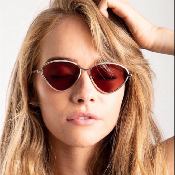 Le Specs Accessories - Le Specs GIGI HADID Gold Bazaar Sunglasses